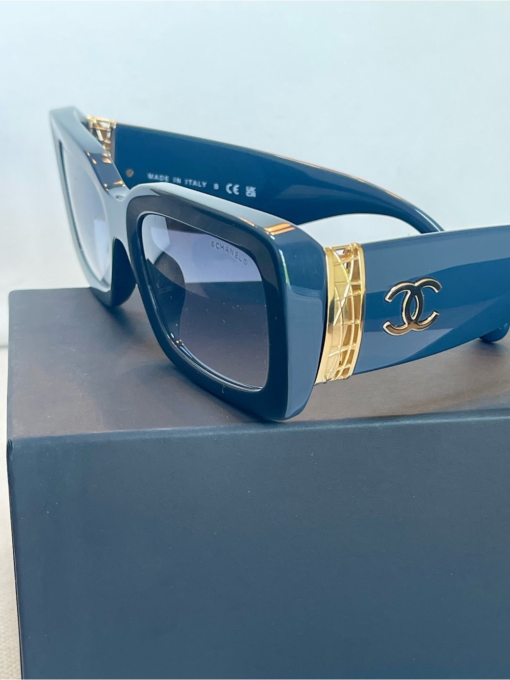 NWT CHANEL PETROL BLUE FRAME GOLD JEWEL METAL WEAVE ACCENTS CH553A FULL SET COA - Picture 10 of 17
